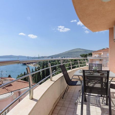 Apartment Marijana Трогір Екстер'єр фото