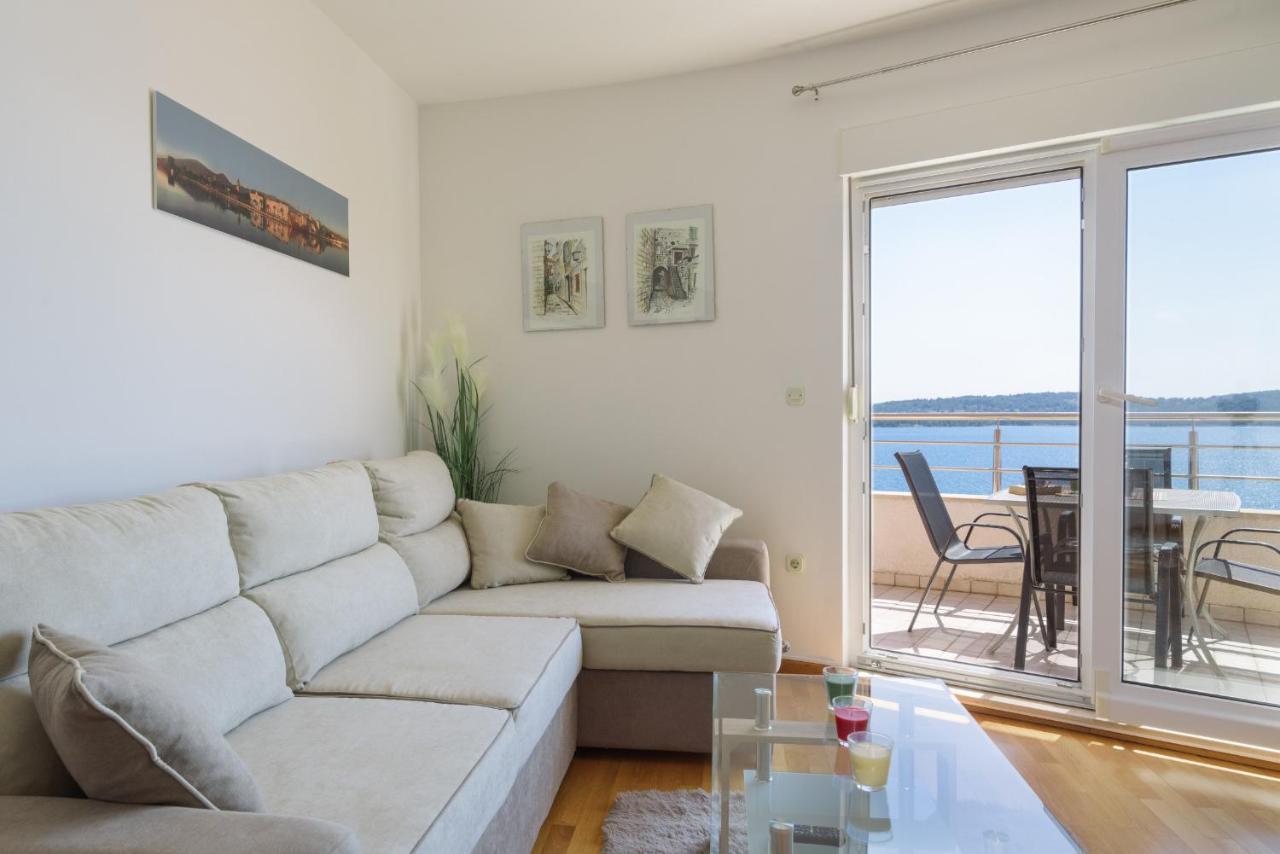 Apartment Marijana Трогір Екстер'єр фото