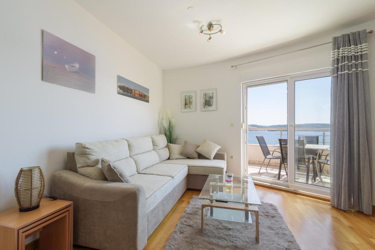 Apartment Marijana Трогір Екстер'єр фото