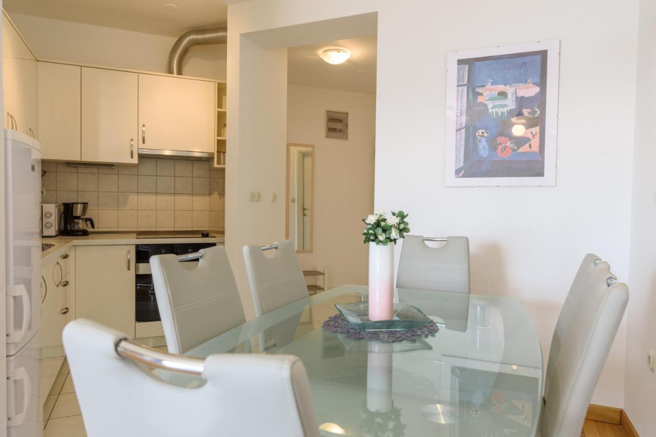 Apartment Marijana Трогір Екстер'єр фото