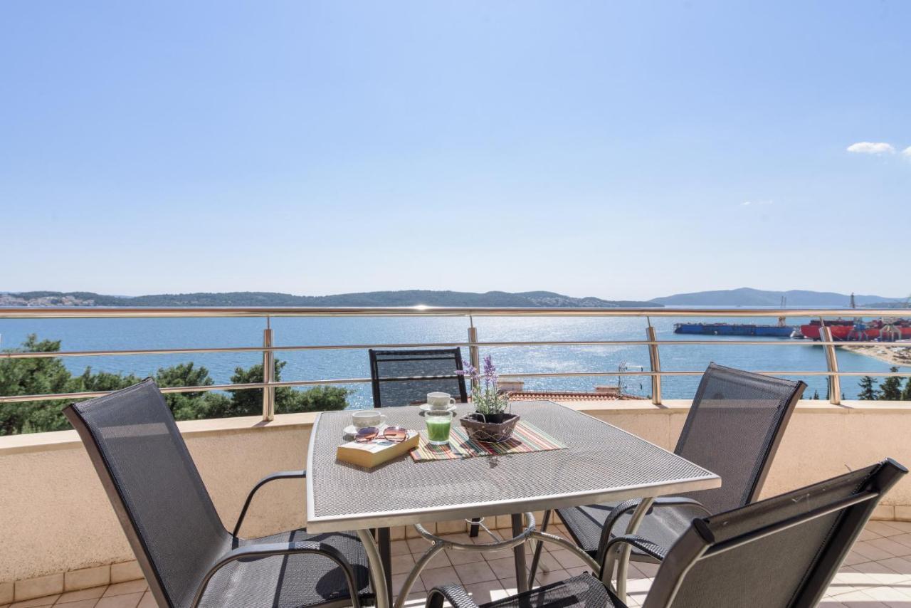 Apartment Marijana Трогір Екстер'єр фото